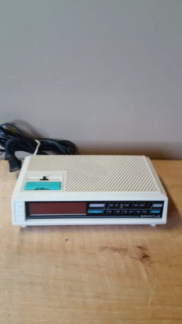 Ancienne radio vintage Spartus am-fm