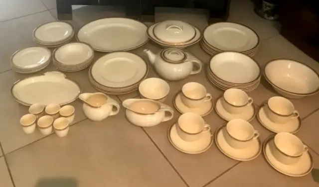 Vintage Sir John Bennett Cavendish 62 Piece Dinner Set Incl Teapot, Egg Cups Etc