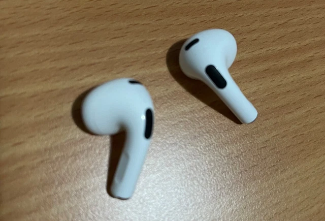 Apple AirPods Wireless Headphones 3rd Generation Ear Headset MagSafe Case White 3