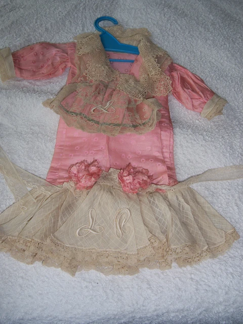 Robe Ancienne  Poupée Jumeau,Magnifique Et Exceptionnelle Robe D’époque En Soie