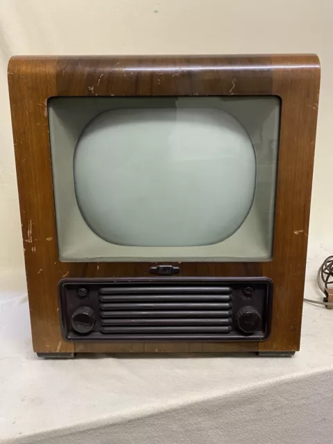 Vintage bush TV, Bush Radio! 1940’s 1950’s. TV24!! Antique/ Retro!