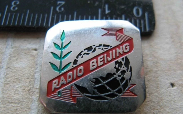 Spilla vintage cinese "RADIO BEIJING" RARO!!!
