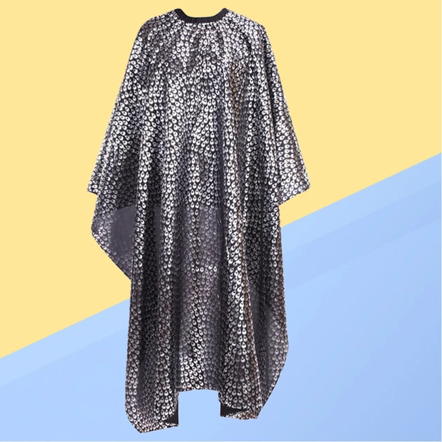 Vestido de peluquería con capa de salón