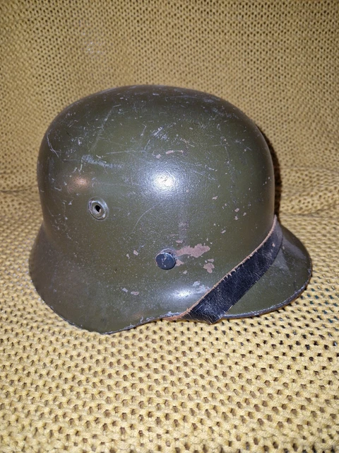 ALTER Stahlhelm Mit Innenfutter