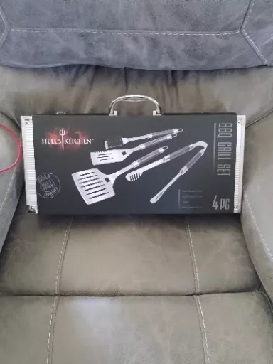 Hells Kitchen BBQ Grill Set 4 Piece With Aluminum Carrying Case
