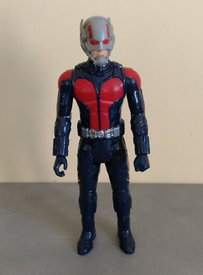Marvel Avengers Série De Héros De Titan Ant-Man Figurine Articulée 30cm - HASBRO