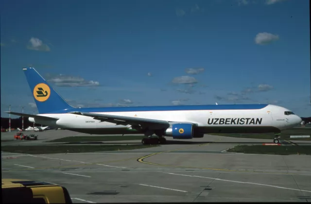 Aircraft Slide Uzbekistan Airways Cargo B767-33P(ER/F) UK67001