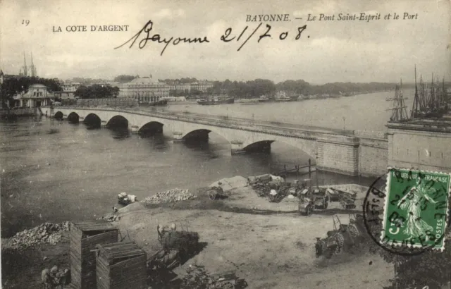 CPA BAYONNE - Le Pont St-Esprit et le Port La Cote d'Argent (171793)