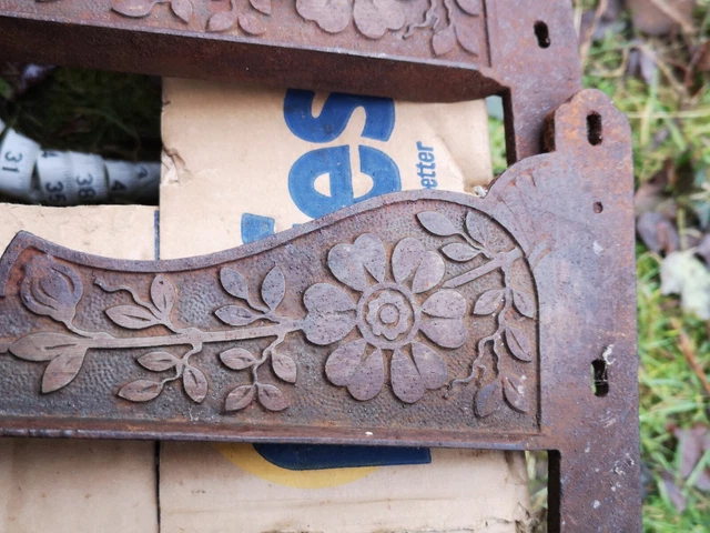 antique cast iron shelf brackets