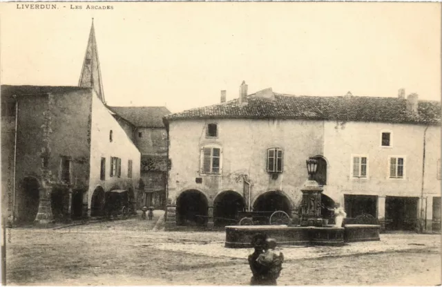 CPA LIVERDUN Les Arcades MURTHE and MOSELLE (101937)