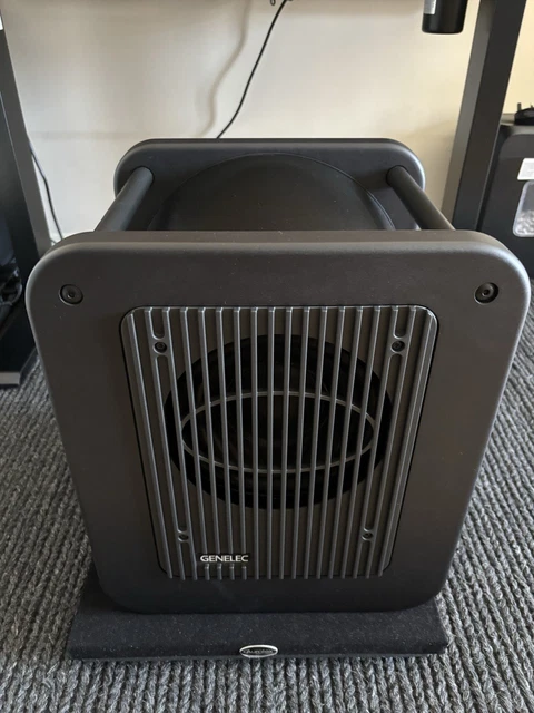 GENELEC 7350A ACTIVE Subwoofer 8