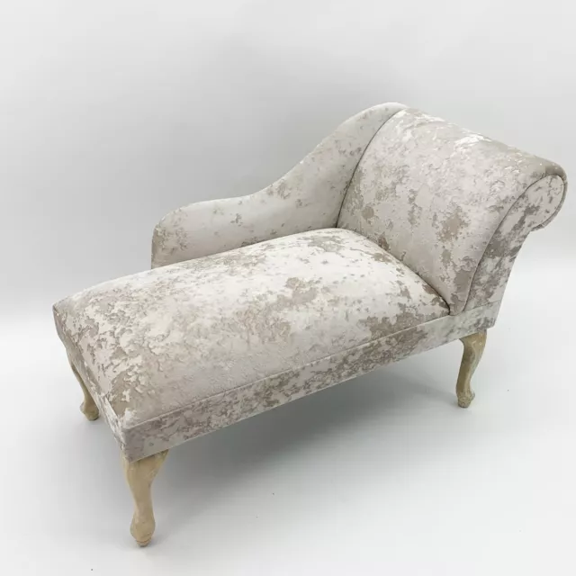 Chaise Lounge Chesterfield Sofa OffWhite Cream Accent Chair Velvet Tufted Longue