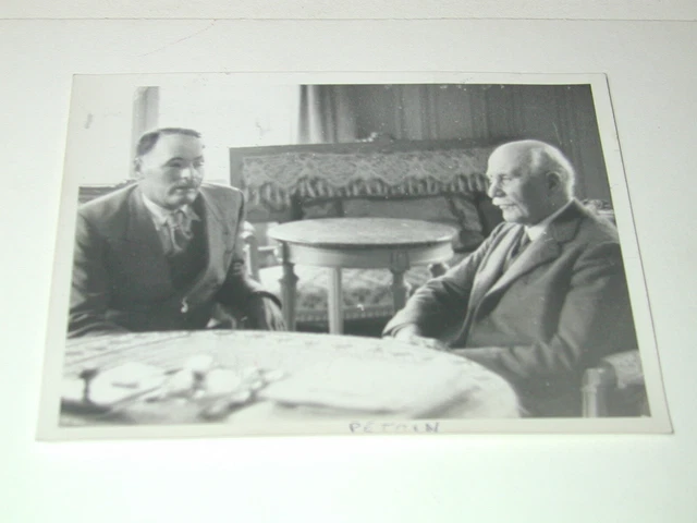 Marshal PETAIN in Military Dicussion War Press Photography Keystone