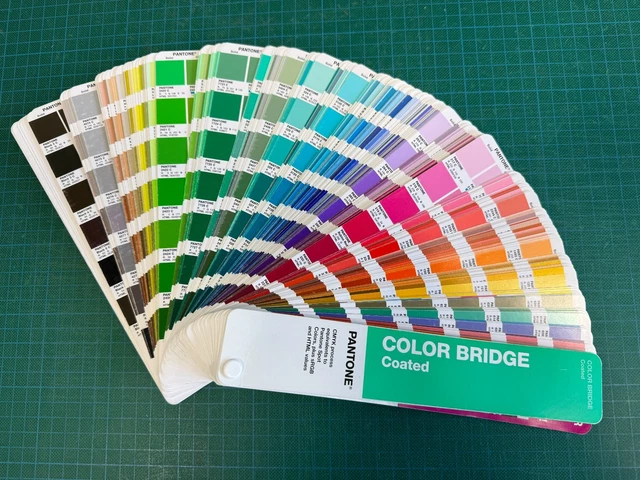 NUANCIER PANTONE COLOR Bridge Coated Color Guide EUR 89,00 - PicClick FR