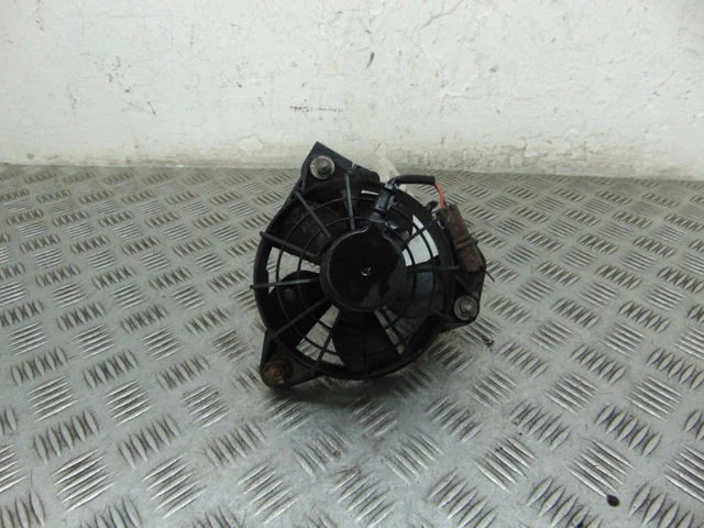 Smart Forfour Mk2 1.0 Motore ventola di raffreddamento radiatore a benzina A4539062201 2014-2020♪