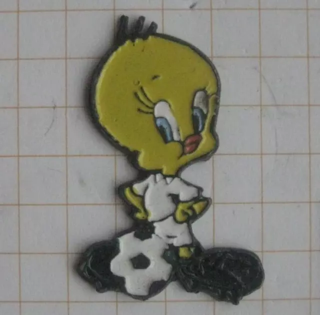 TWEETY / FUSSBALL ....................................... Comic - Pin (149c)