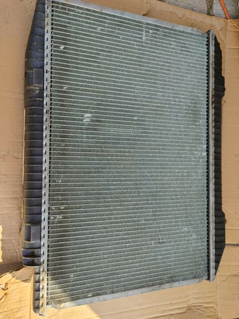 Mercedes W126 Behr Radiator 1265003603 Oem Original
