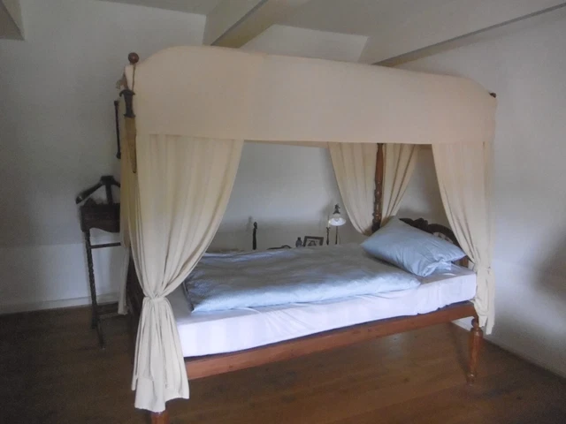 Himmelbett Kolonialzeit Mahagoni