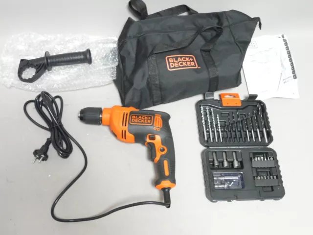 Black & Decker BEH710SA32 Perceuse à Percussion 710 W + Set 32 Accessoires / Sac