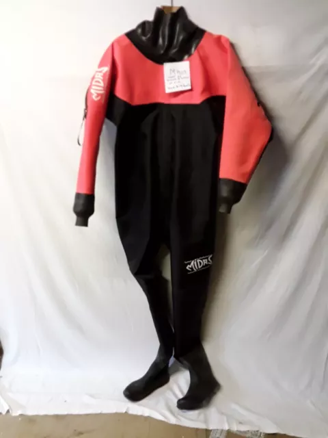 scuba diving dry suit