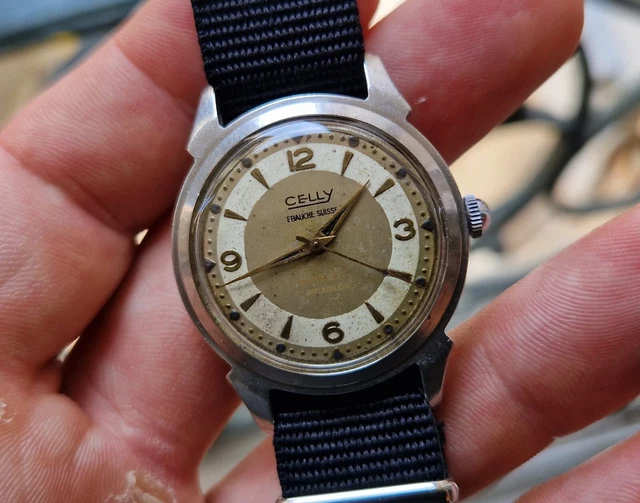 Montre Homme Celly Mécanique Automatique Vintage Années 70 Boîtier Acier Cadran Argenté