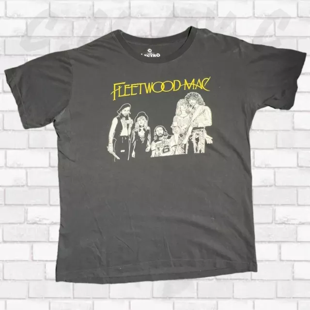 Fleetwood Mac Rock N Roll Heavy Metal Music Mens T-shirt M Vintage Graphic Print
