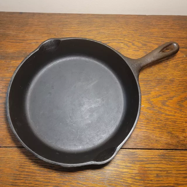 Vintage WAGNER WARE SIDNEY-O- 8 Cast Iron 10in Skillet 1058H 1058