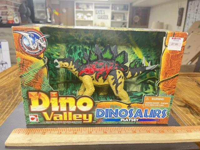 Chap Mei Dinosaur Valley stegosaurus Dinosaur Playset