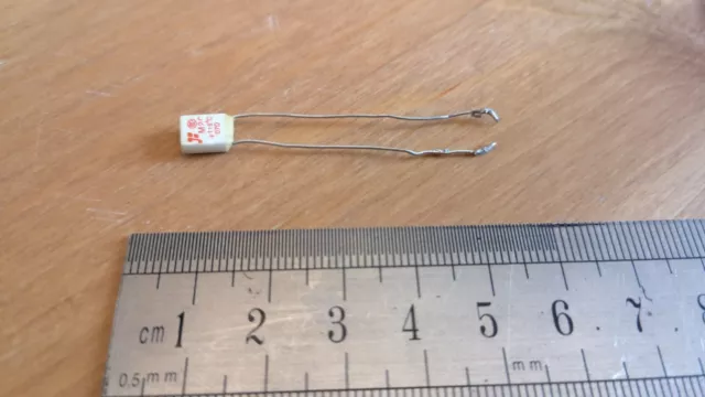 Fusible thermique de sécurité M20 Tf115°C 07D 6 x 7,5 mm