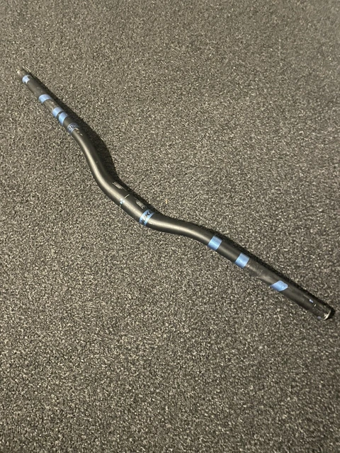 Nukeproof Horizon MTB Bars guter Zustand schwarz und blau 31,8 mm 25 mm erhöht