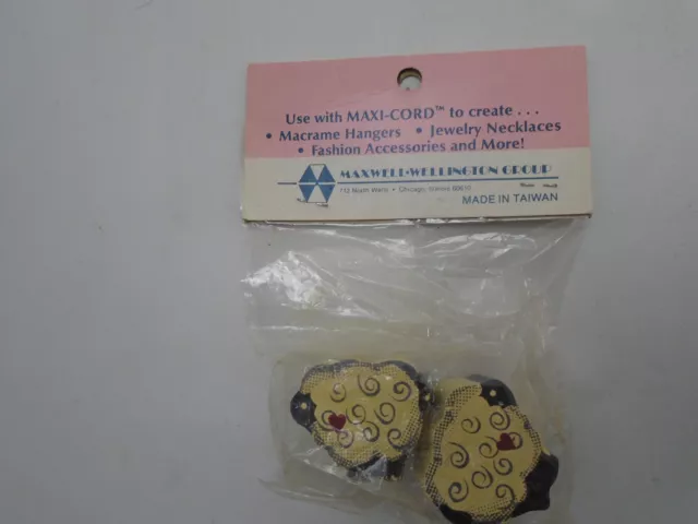 VTG Painted sheep Wood Maxi-Shapes Animal Macrame Beads by Maxi-Cord 2- package 3