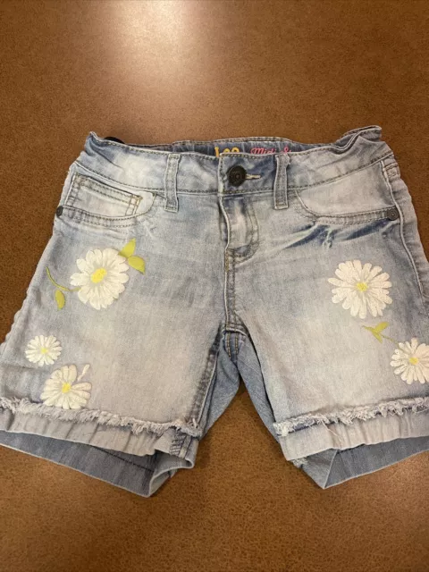 Lee Girls MIDI Shorts Size 7 With Flower