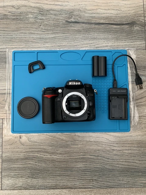 [Near Mint] NIKON D7000 DSLR Camera, 6k clicks