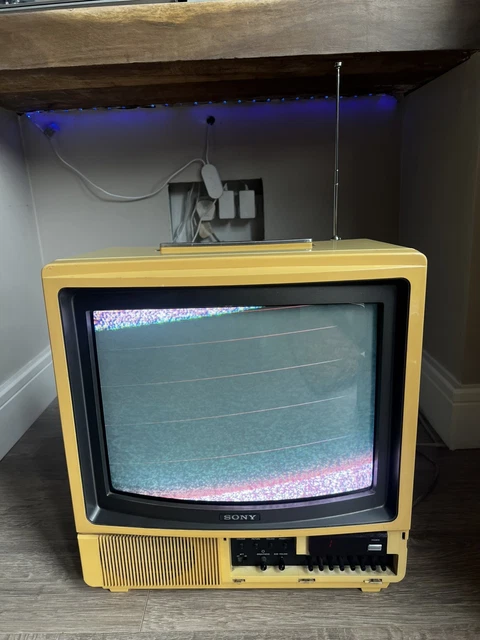 SONY TRINITRON KV-6X2 Portable Color TV As Is Tested £153.44
