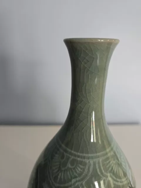 Luyuan? Korean Celadon Glazed Pottery Flying Cranes Vase 8" Tall Crazing 2