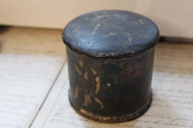poudrier en bois laqué debut XX°s coiffeuse ancienne vintage japonisant