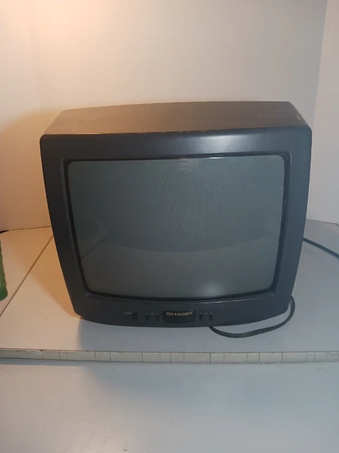 SHARP 13” Color Television Model 13F-M40 Retro Gaming Monitor TV Works SHARP 13” Color Television Model 13F-M40 Retro Gaming Monitor TV Works