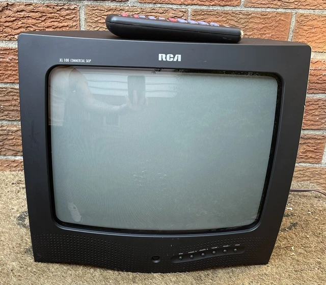 RCA E13308 CRT TV 13 Inch Retro Vintage Gaming Television Tube W/REMOTE TESTED!! RCA E13308 CRT TV 13 Inch Retro Vintage Gaming Television Tube W/REMOTE TESTED!!