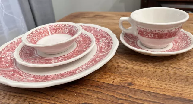 Syracuse China Strawberry Hill USA Set Of 5 Vintage Red Floral Collectible