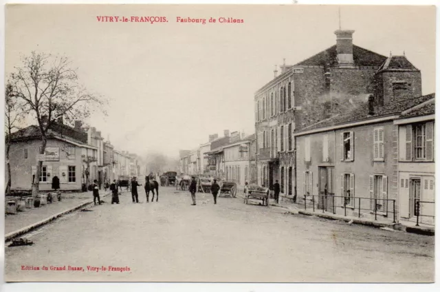 VITRY LE FRANCOIS - Marne - CPA 51 - Faubourg de CHALONS