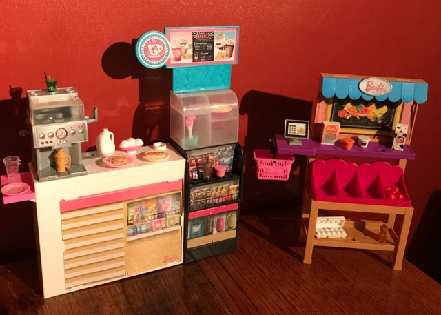 thumbnail image 2 of Barbie GMW03 Coffee Shop With Blonde Curvy Doll & 20 Realistic Play Pieces 2 of 12