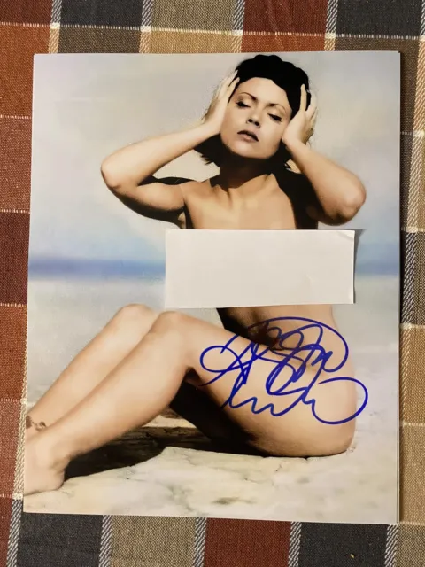 Alyssa Milano Nude Signed  8 X 10 Photo With COA
