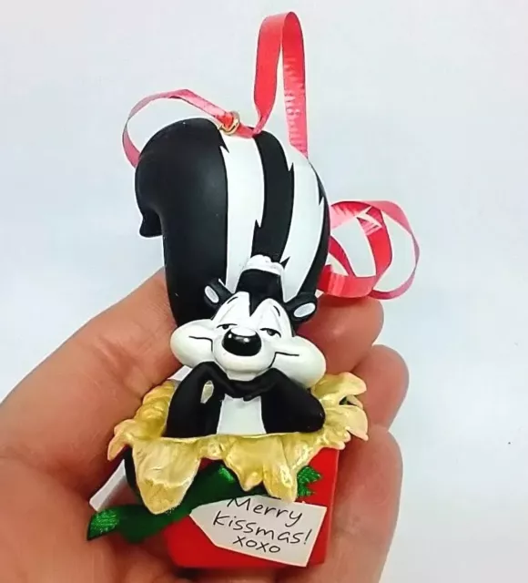 Vintage HALLMARK PEPE LE PEW KEEPSAKE 2013 GIFT LOONEY TUNES  ORNAMENT Holiday