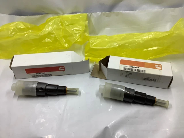 Lot Of 2 Cummins Fuel Injectors 3944197 OEM NOS