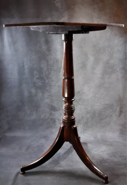 Regency Mahogany Tilt Top Table - circa 1820