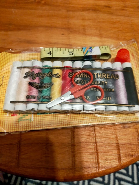 Boîte à Couture Organisateur | Kit De Couture Avec Ciseaux, Dé à Coudre, Fils, Aiguilles à Coudre, Ruban à Mesurer – Outils De Couture Pour Voyageurs, Adultes