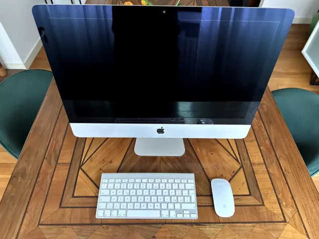 Apple iMac 21.5" i5 Quad Core 8GB, Fusion Drive 128MB SSD + 1 TB HDD - 2012