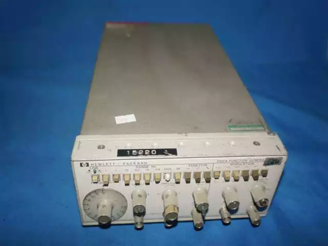 HP Agilent 3312A Function Generator w/ Scratches & Missing Button As Is