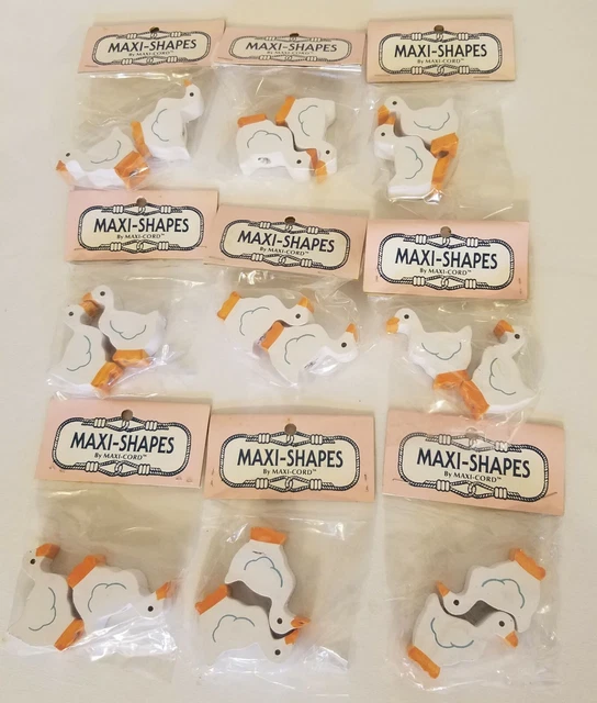 Lot 18 VTG Geese Wood Maxi-Shapes Painted Goose Animal Macrame Beads Maxi-Cord