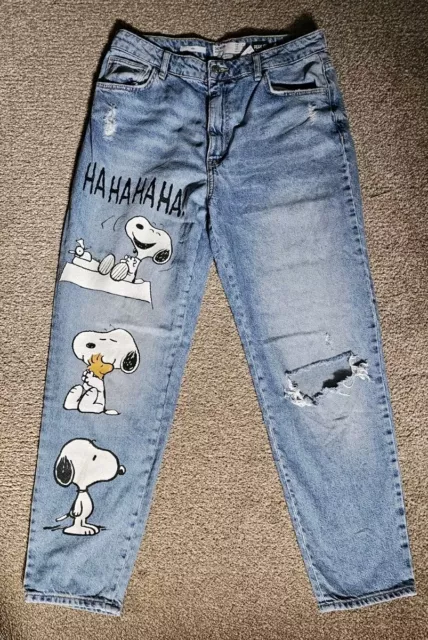 Bershka snoopy jeans store